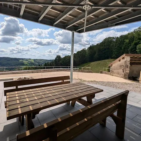 Montagne Avec Piscine Chauffee, Et Sauna - Les Roches - Fr-1-589-656 *