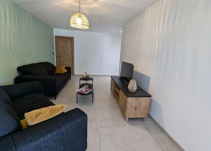 Montagne Avec Piscine Chauffee, Et Sauna - Les Roches - Fr-1-589-656 * Le Val-dʼAjol